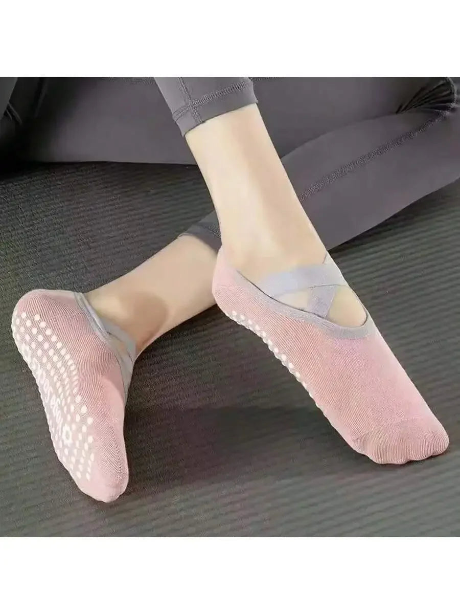 1Pair Women Yoga Socks Silicone Anti-Slip Ballet Pilates Socks Women Backless Breathable Bandage Dance Sports Socks