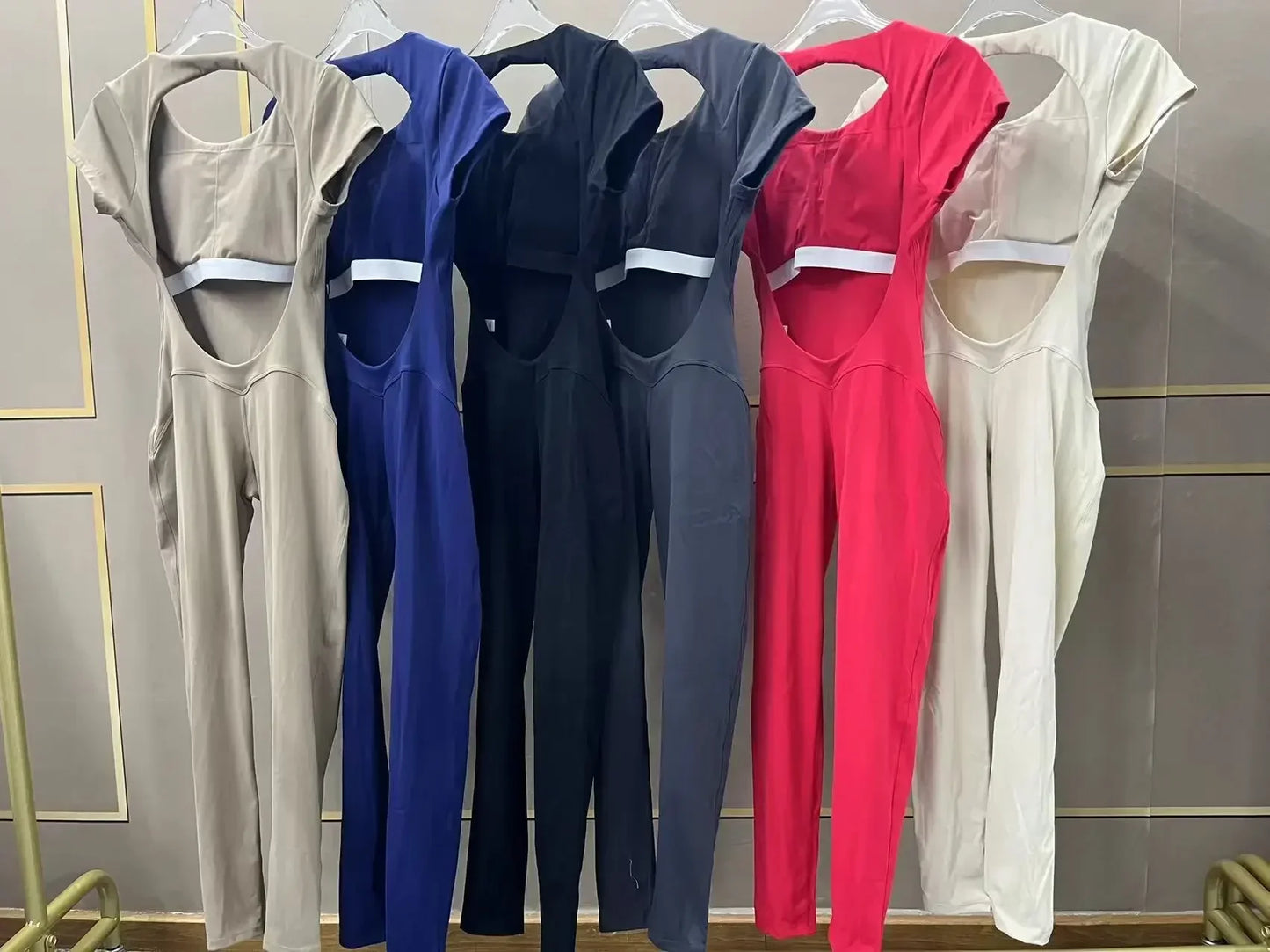 Sexy Hollow Backless Sport Jumpsuit Women Sportswear One Piece Yoga Set Gym Outfit Short Sleeve Fitness Overalls Workout Clothes
