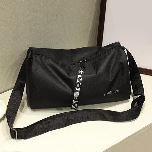 Portable Outdoor Fitness Gym Bags Multifunction Fashion Sport Gym Storage Bag 600D Nylon Adjustable Strap for Men Women